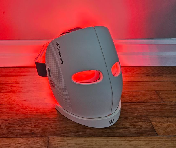 Red Light Therapy Facial Mask